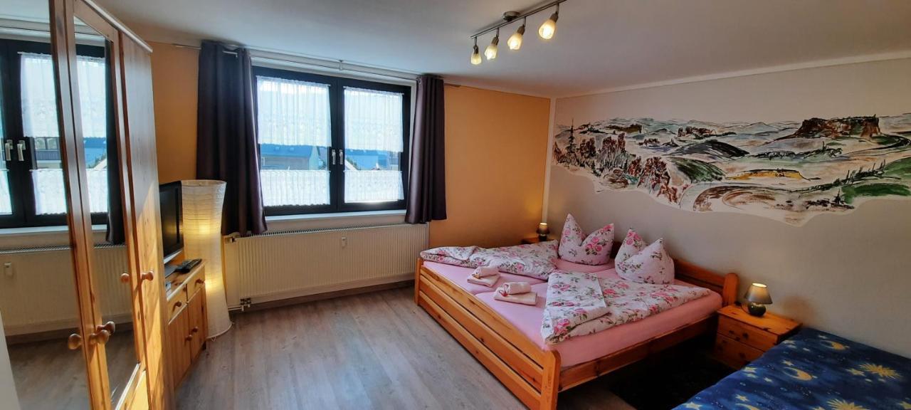 Ferienhaus Und Ferienwohnung Buettner Rathmannsdorf Luaran gambar